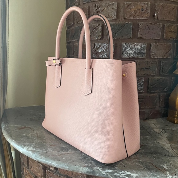 2000s PRADA PINK LEATHER BAG - Picture 4 of 11